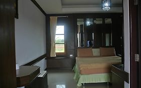 Bansuan Chomdao Resort  3*